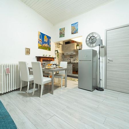 Art Design Apartment - City Center 米兰 外观 照片